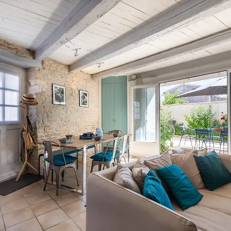 Maison De Charme Retaise Avec Cour, Proche Plages Et Centre, 3 - Fr-1-258-138 *